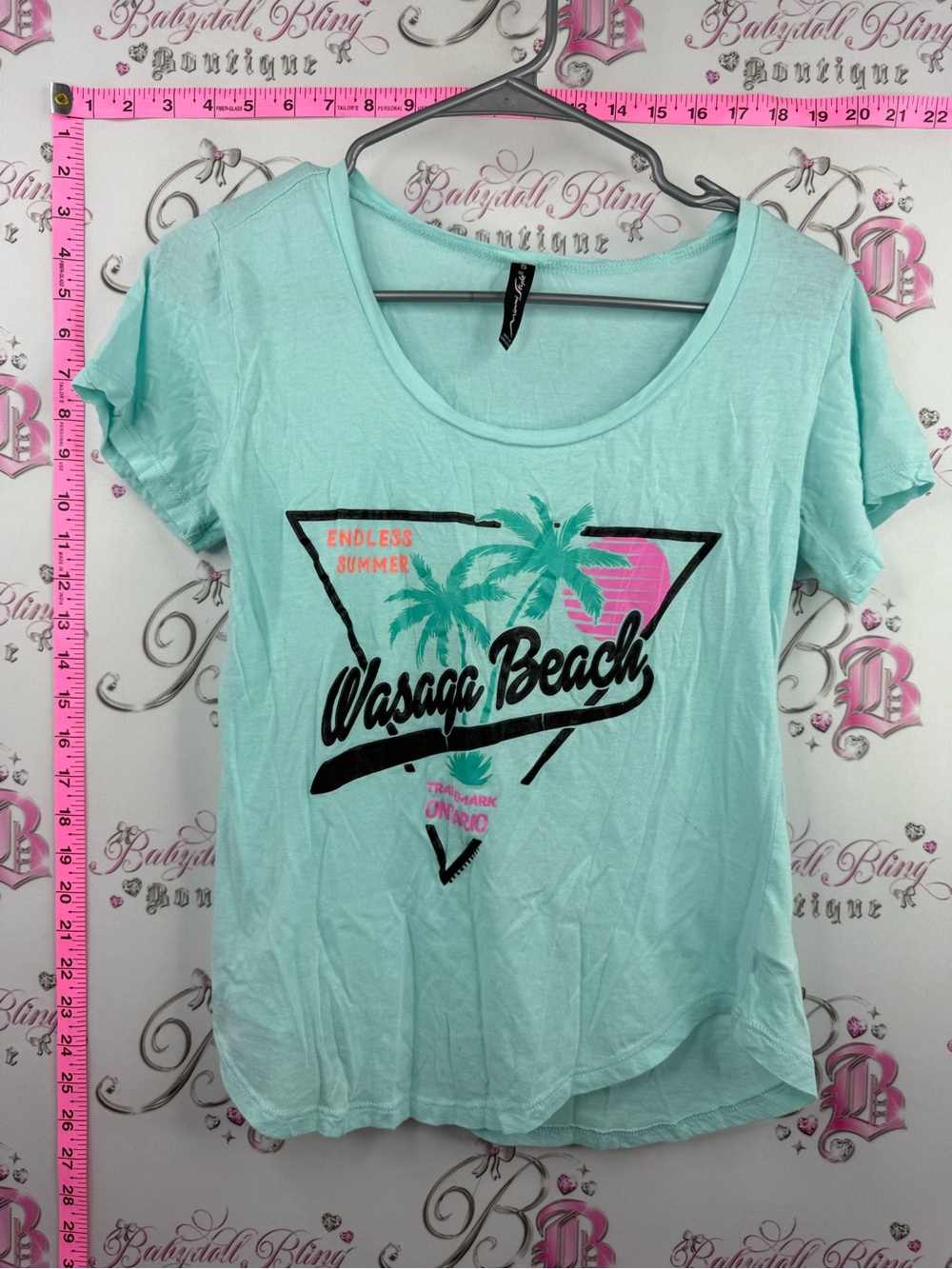 MIAMI STYLE WASAGA Beach Scoop Neck Tee - Mint blue Green Graphic